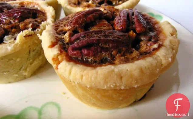 Mini torte di noci pecan al cioccolato