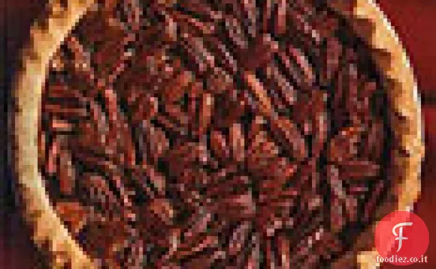 Torta di noci pecan di acero in crosta di grano aromatizzato