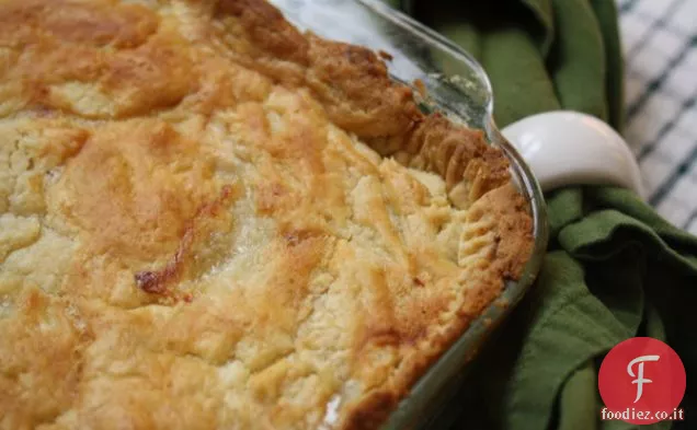 Vecchio stile ricco di pollo Pot Pie