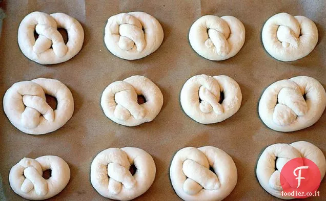 Pretzel morbidi in miniatura