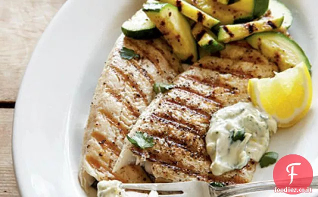 Trota alla griglia con Zukes da giardino e Aïoli alle erbe