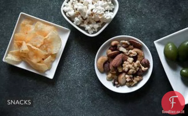 Fonduta di formaggio Chipotle con salatini fatti in casa