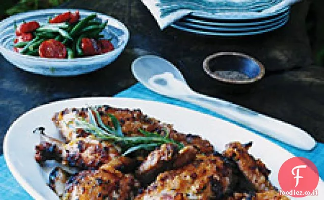 Pollo al forno dolce e salato con ananas e dragoncello