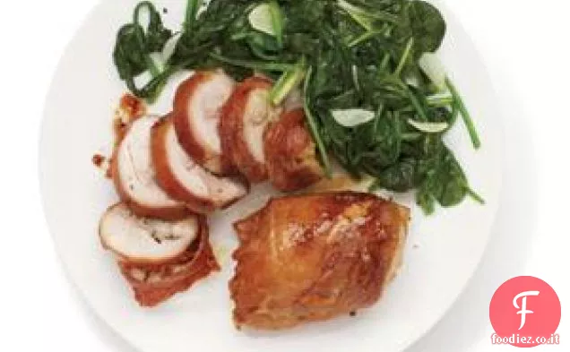 Pollo al prosciutto con spinaci saltati