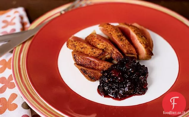 Petto d'anatra scottato con chutney di frutta di porto
