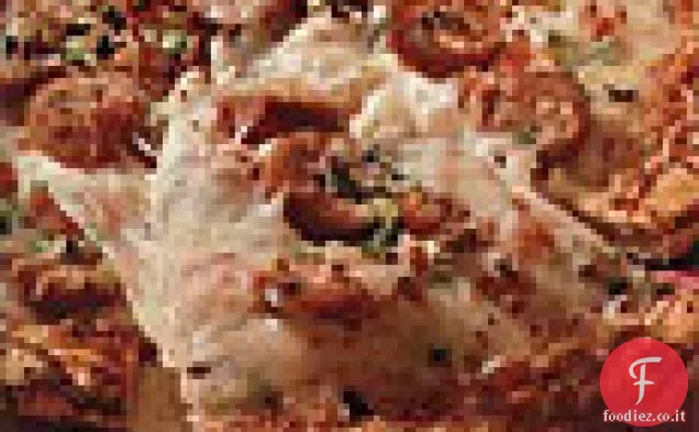 Salsiccia di anatra Pizza con cipolle verdi e pomodoro