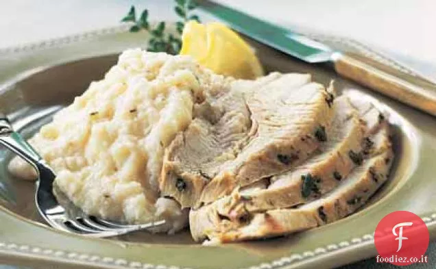 Tacchino arrosto alle erbe con grana di formaggio