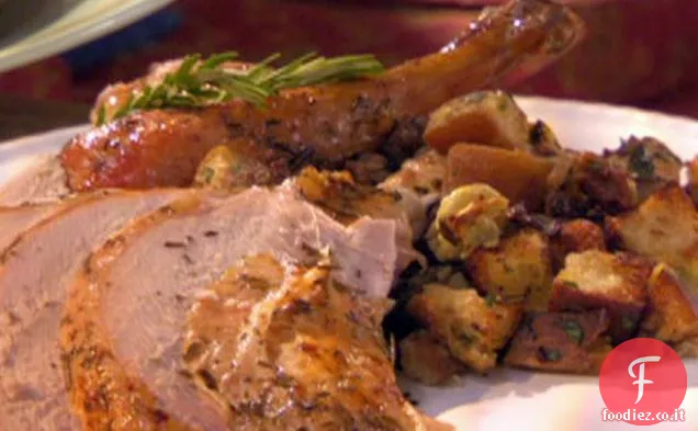 Tacchino arrosto con ripieno di carciofo-salsiccia
