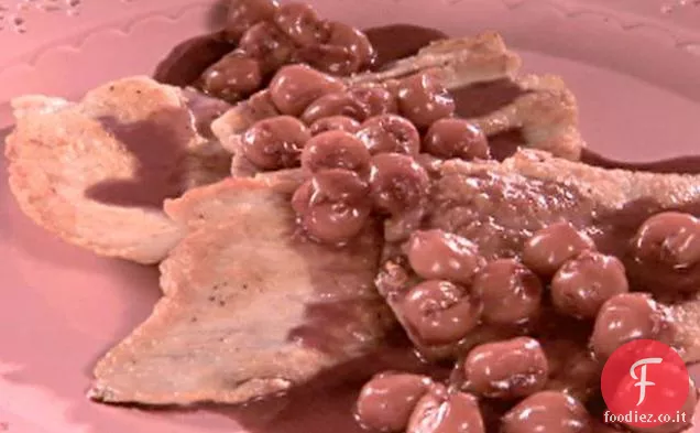 Cotoletta di tacchino con salsa di ciliegie crostata
