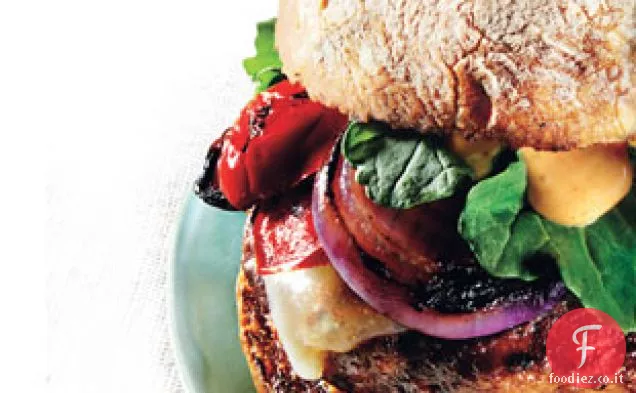 Hamburger di tacchino alla griglia con Cheddar e Aioli affumicati