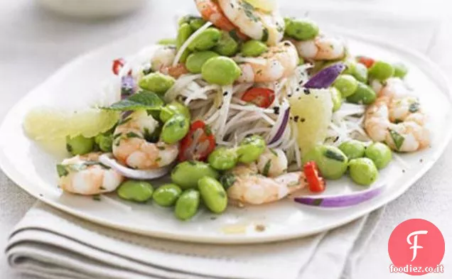 Tagliatelle di riso con gamberi, Edamame e pompelmo