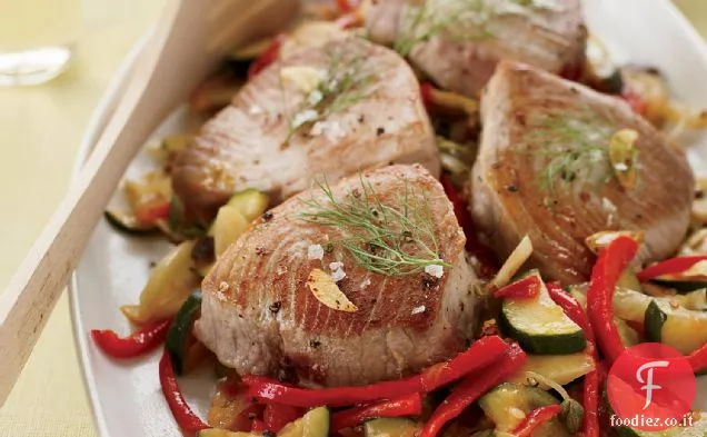 Tonno con verdure provenzali