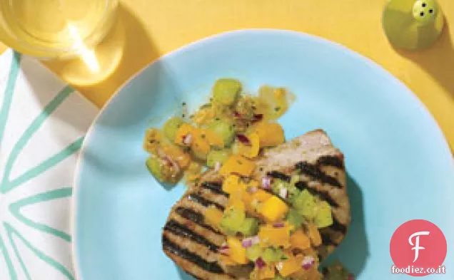 Tonno alla griglia piccante con salsa da giardino