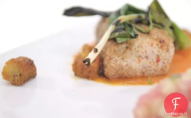 Quinoa rossa-Tonno in crosta con passata di pomodoro affumicata