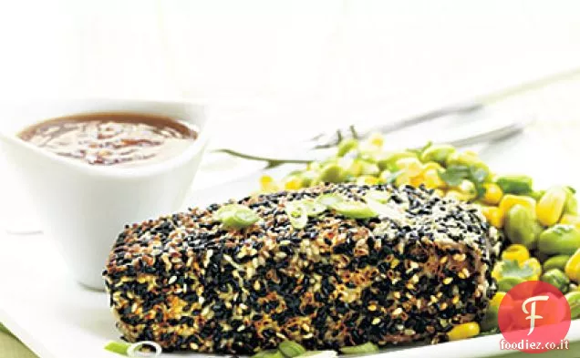 Tonno al sesamo scottato con salsa all'arancia e zenzero