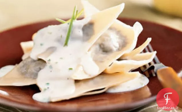 Ravioli di Funghi con salsa di Parmigiano-Erba Cipollina