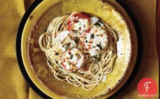Spaghetti al basilico con pomodori alla griglia