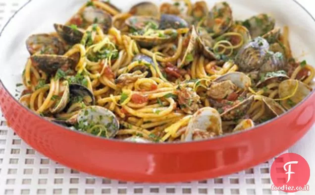 Spaghetti con Vongole e Gremolata