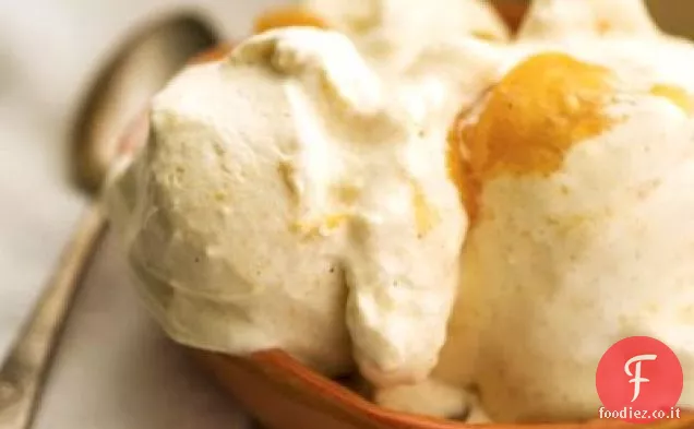 Gelato alla pesca al latticello