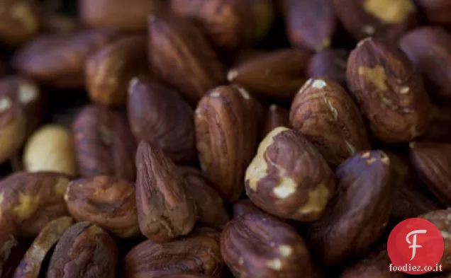 Ricetta Nocciole tostate al burro