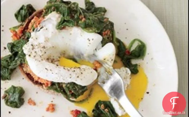 Uova alla Fiorentina con Pesto di Pomodoro essiccato al Sole