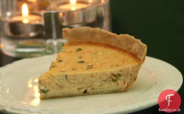 Quiche di salmone affumicato con una vecchia crosta di asagio di baia