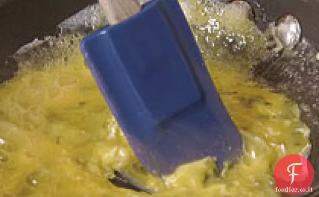 Omelette di erba cipollina e Gruyère