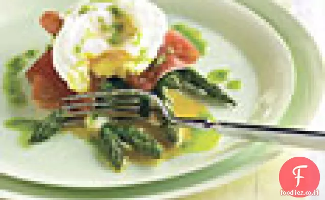 Uova in camicia con Asparagi arrostiti, Prosciutto e Olio di erba cipollina