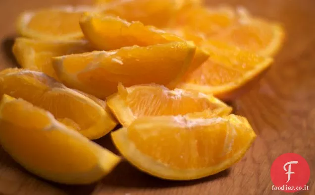 Torta di semi di papavero intero arancione