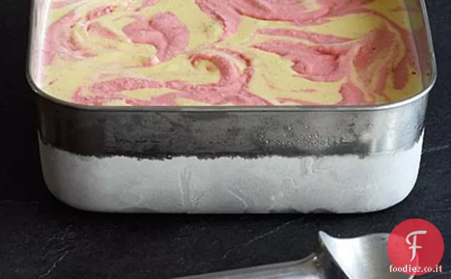 Gelato alla fragola e vaniglia