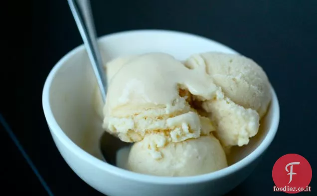 Gelato alla vaniglia senza la macchina