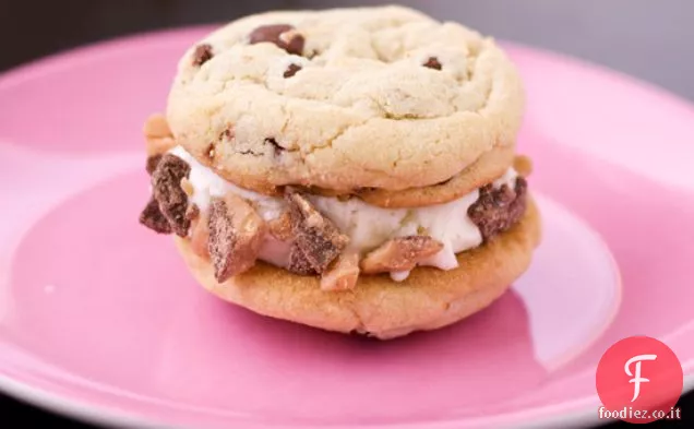 Gocce di cioccolato-Panini gelato alla vaniglia