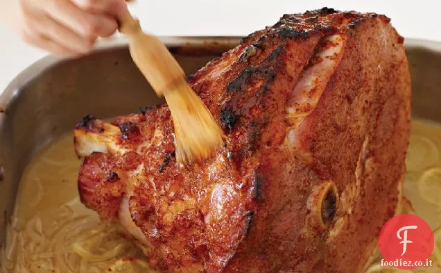 Prosciutto glassato con limone e pepe in salamoia