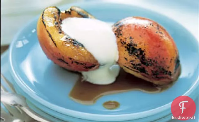 Nettarine Grigliate con Glassa al Miele e balsamico