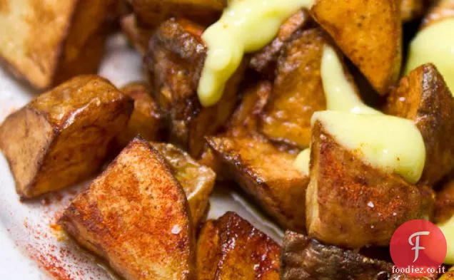 Patatas Bravas Con Allioli