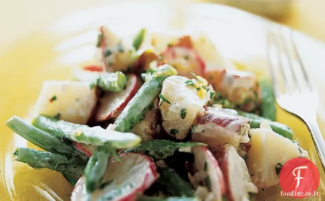 Insalata di patate con condimento al miele e latticello