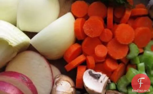 Brodo vegetale di un'ora