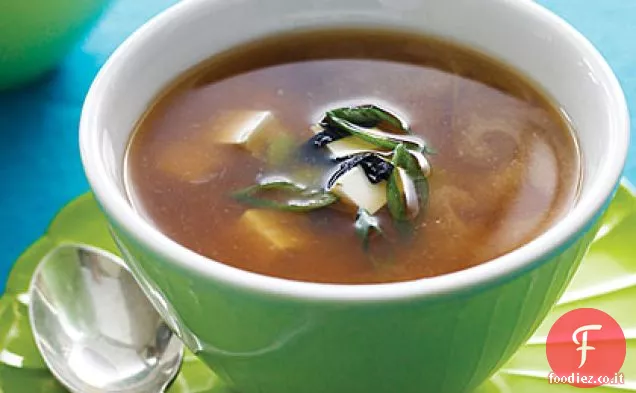 Zuppa di Miso con Tofu e Nori