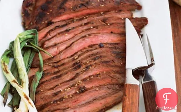 Bistecca di fianco alla griglia nord-ovest