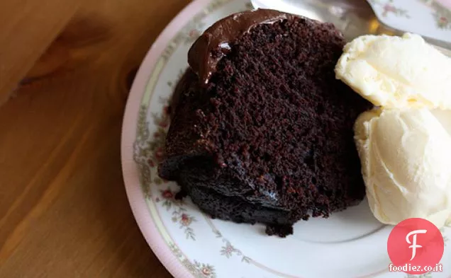 Torta galleggiante di birra di radice