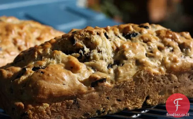 Pane veloce di olive e formaggio