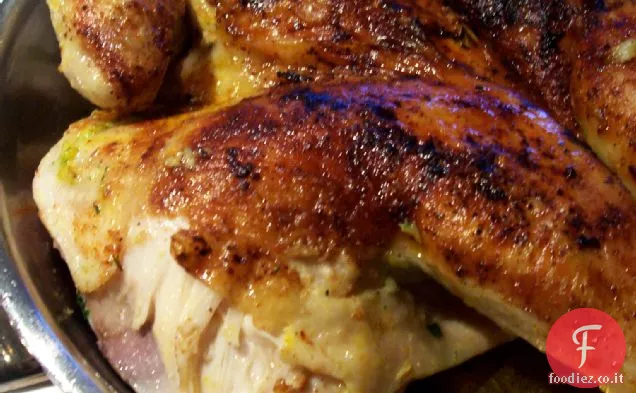 Spice Strofinato pollo sotto un mattone con limone, menta e coriandolo