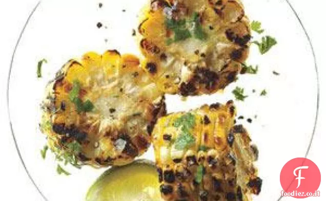 Mais messicano alla griglia con coriandolo