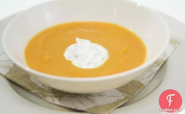 Zuppa di carote speziate con Crema di Coriandolo