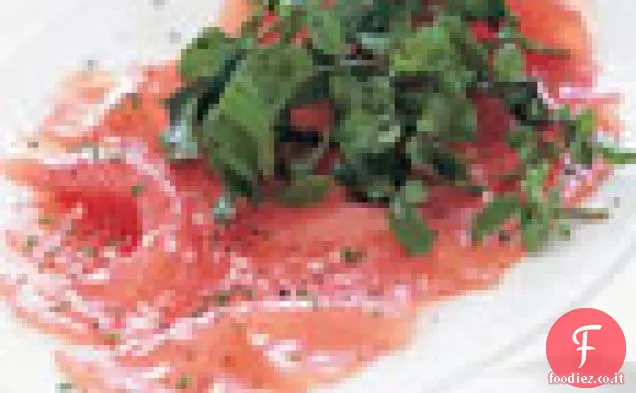 Carpaccio di Tonno con insalata di crescione e condimento balsamico