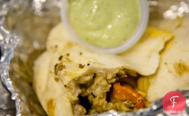 Philly-Rito! con salsa di coriandolo Panna acida