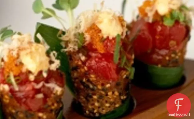 Tartare di Tonno piccante in Coni di Miso al Sesamo