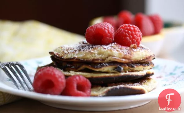 Frittelle di Mandorle dolci con lamponi freschi