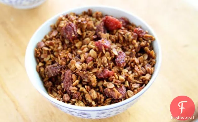 Muesli di canapa alla fragola