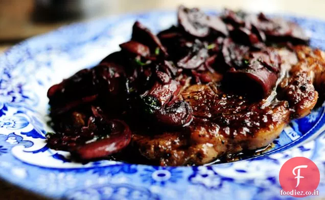 Bistecca con salsa di funghi alla borgogna